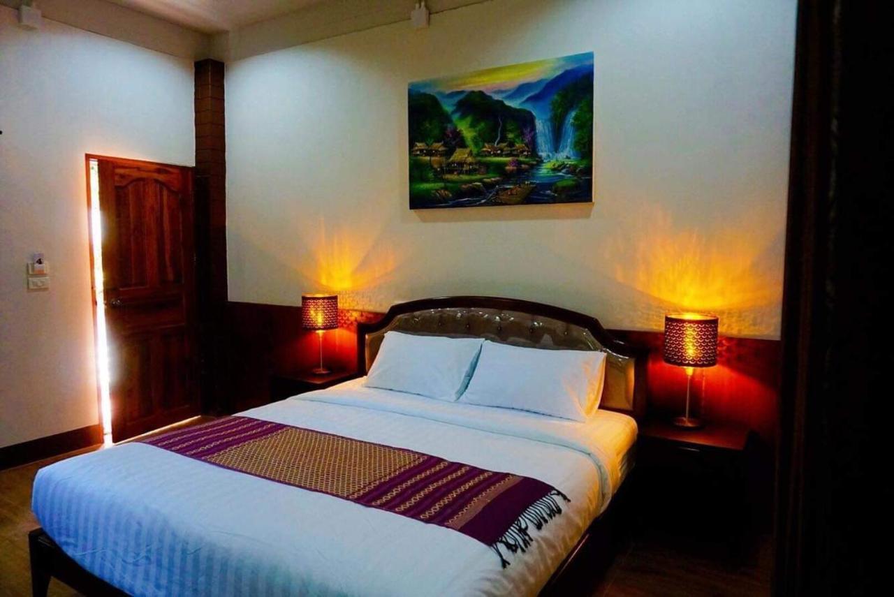 Punyin Hotel Inthanon -ปั้นหยิ่น โฮเทล Chom Thong Exterior foto