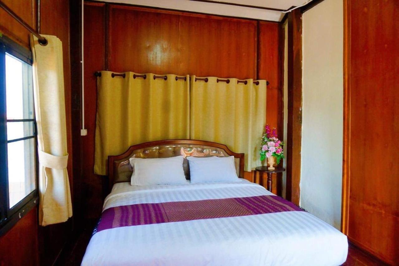 Punyin Hotel Inthanon -ปั้นหยิ่น โฮเทล Chom Thong Exterior foto